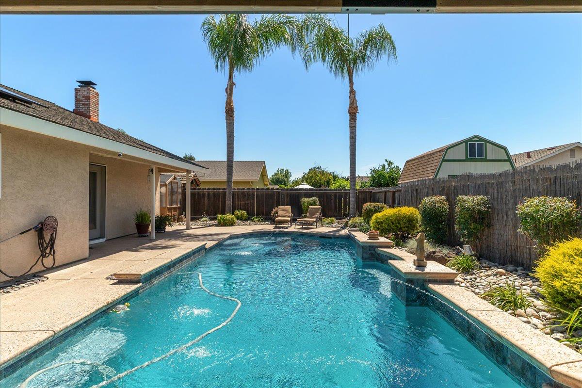374 April Way, Manteca, CA 95336