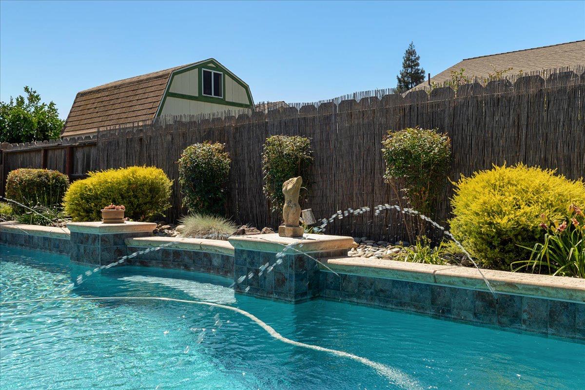 374 April Way, Manteca, CA 95336