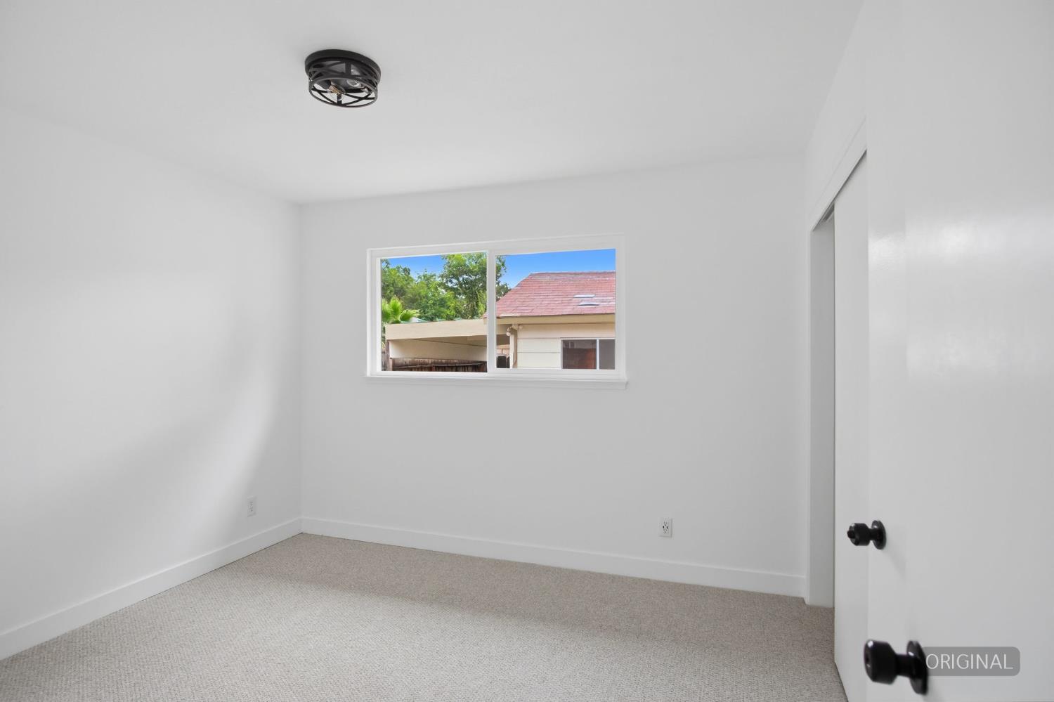 1042 Grove Ave, Gustine, CA 95322