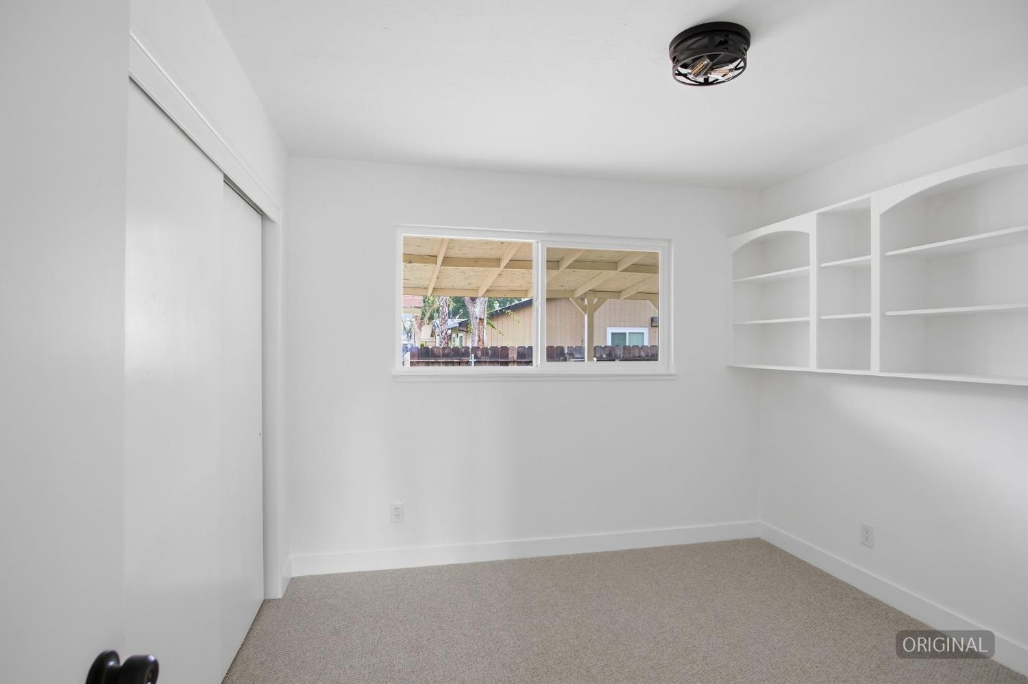 1042 Grove Ave, Gustine, CA 95322