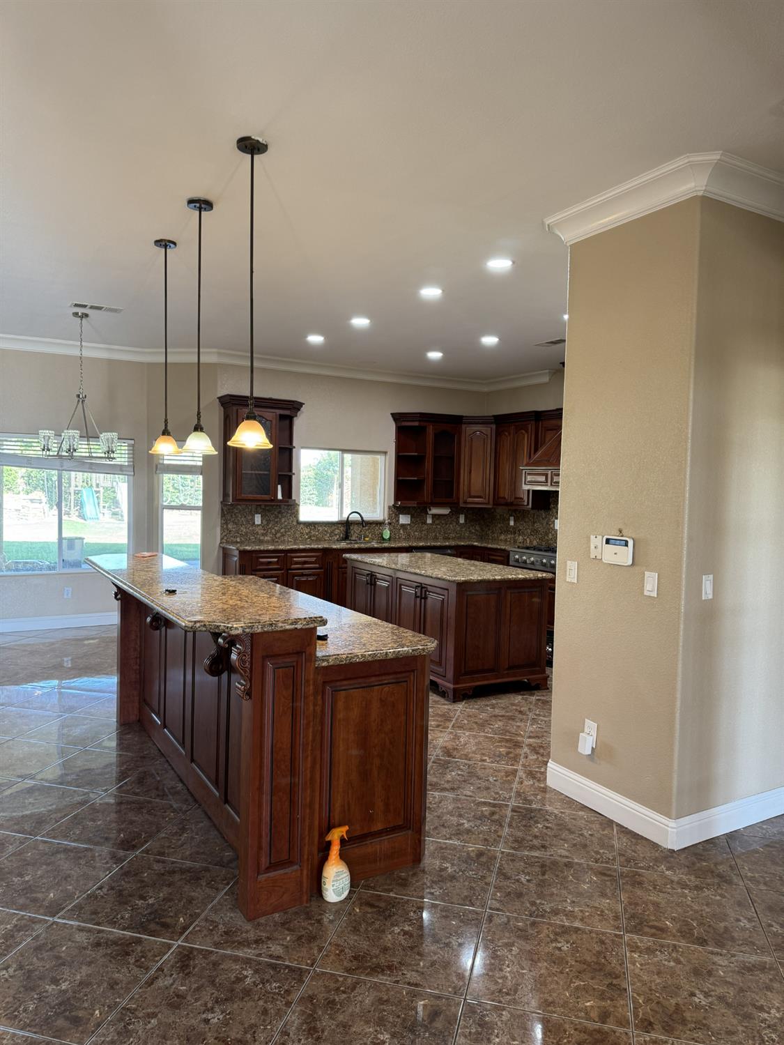 6471 Samrath Ct, Winton, CA 95388