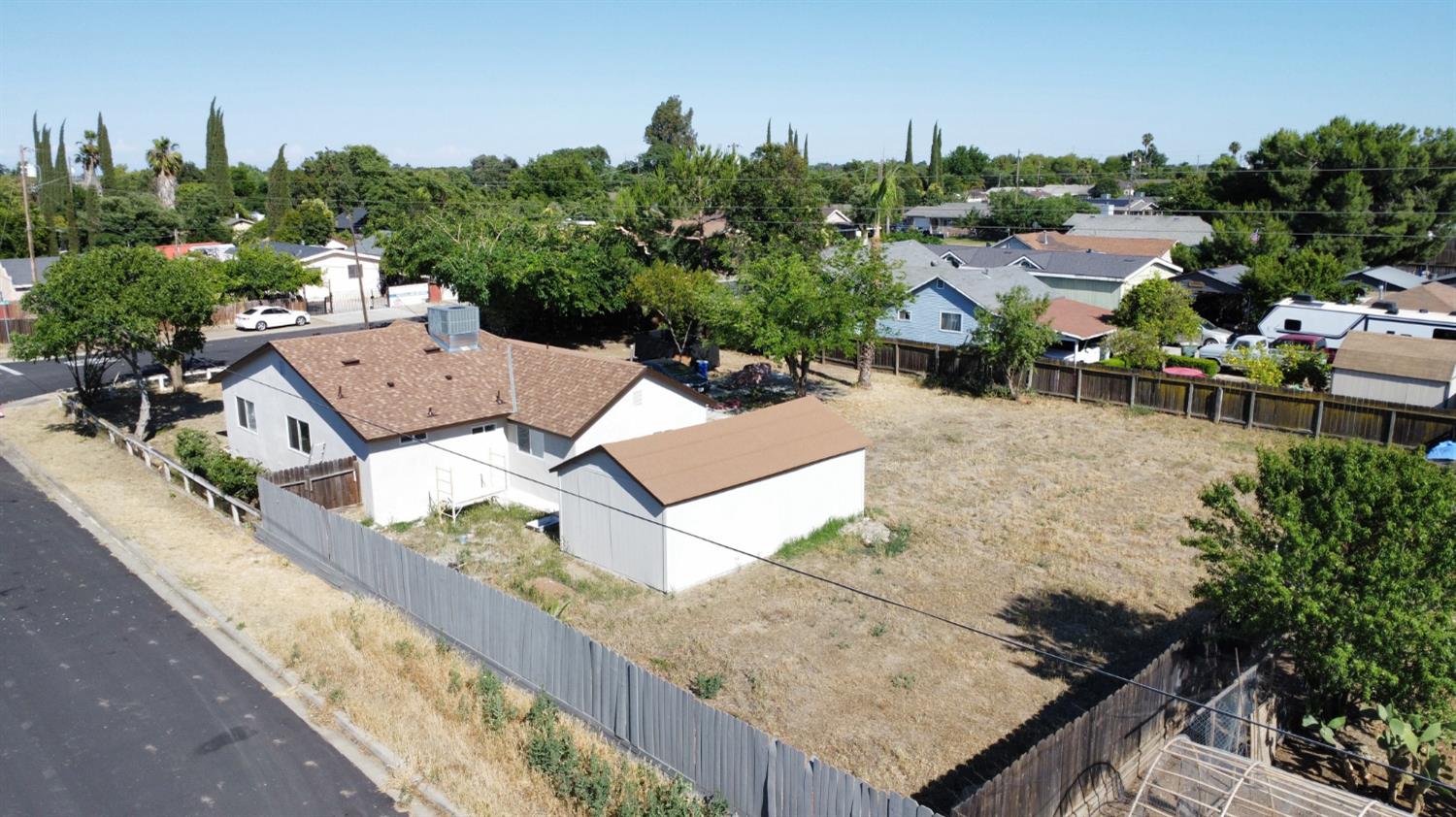 8503 Smith St, Patterson, CA 95363