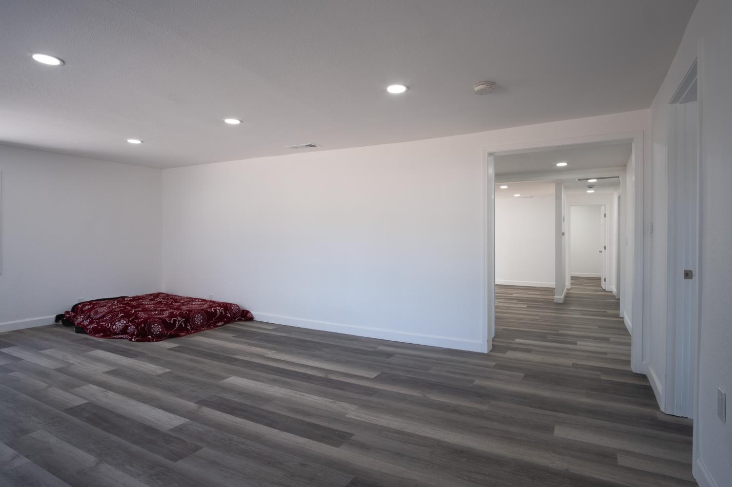 8503 Smith St, Patterson, CA 95363