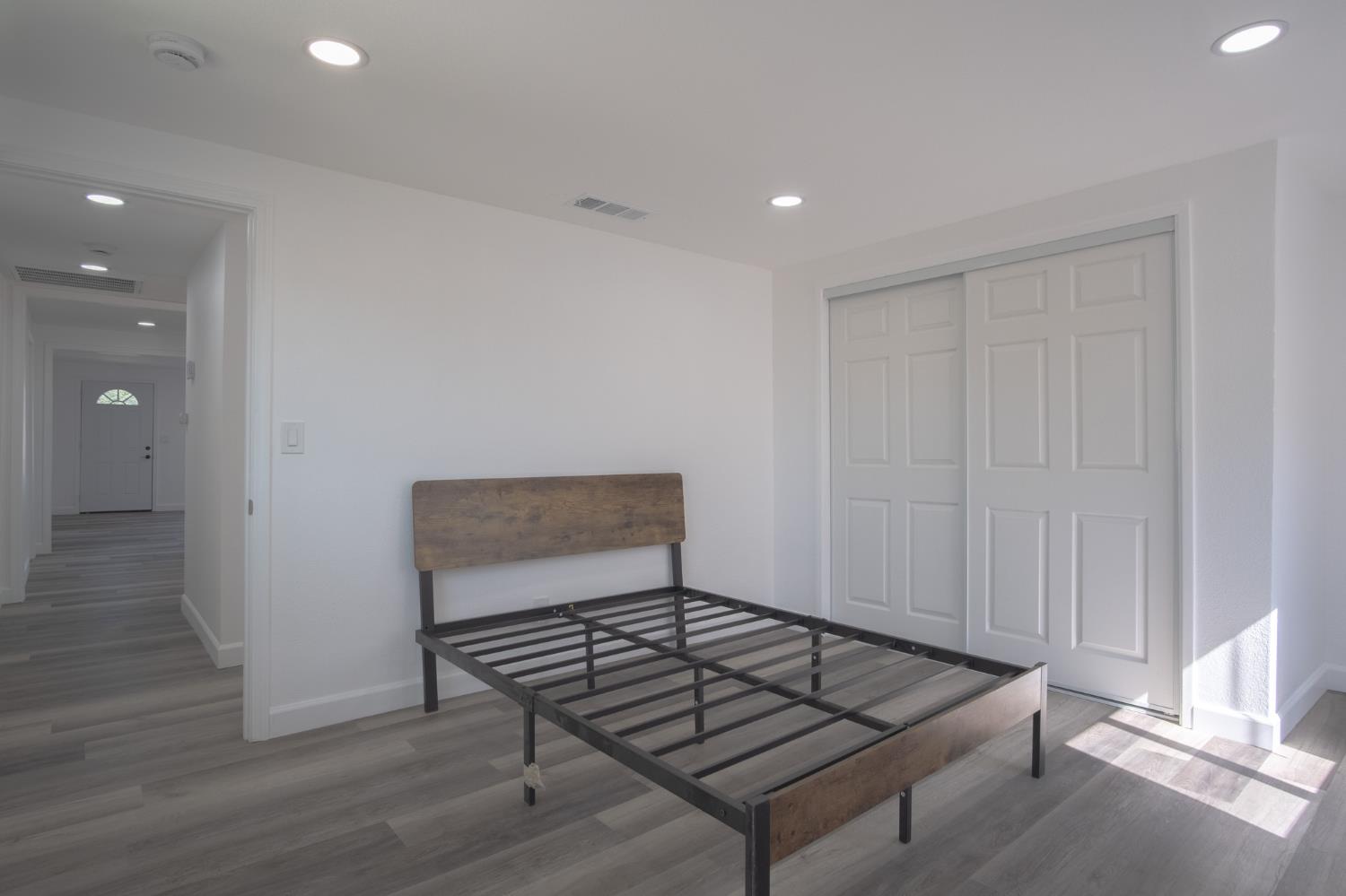 8503 Smith St, Patterson, CA 95363