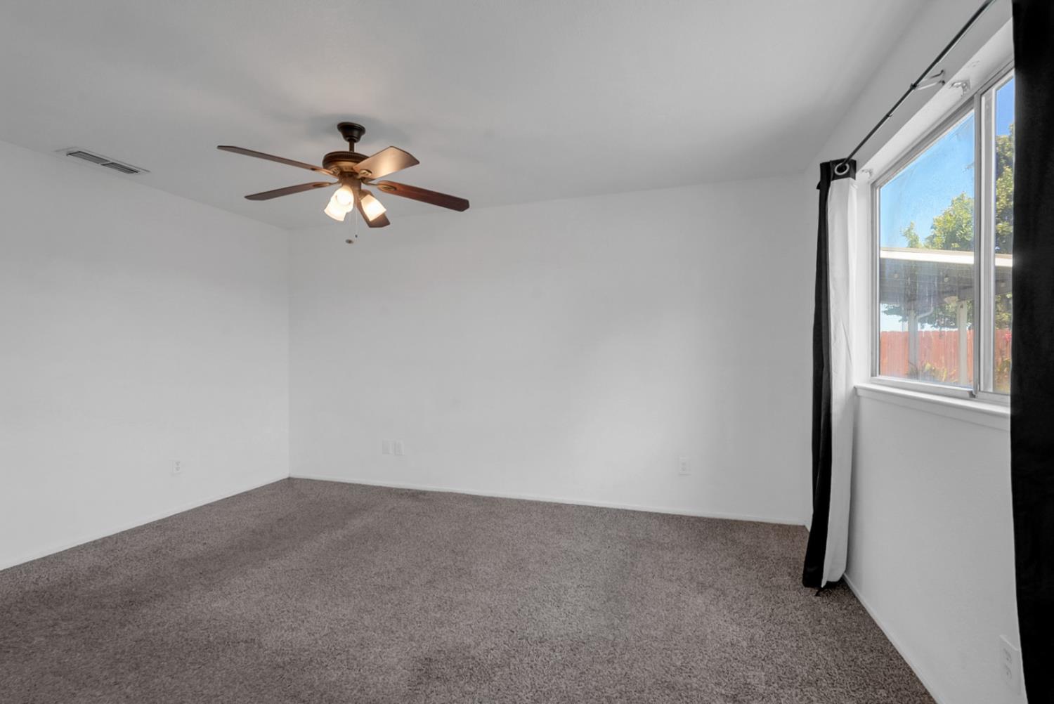 2800 Tassajara Dr, Modesto, CA 95358