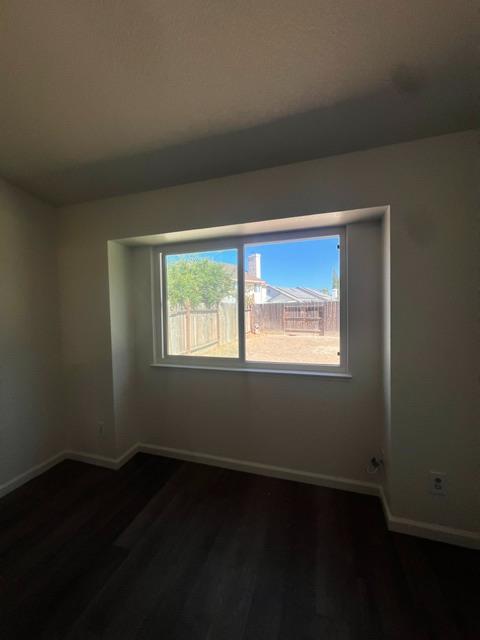 1848 College Greens Dr, Los Banos, CA 93635