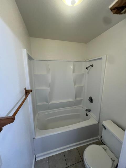 1848 College Greens Dr, Los Banos, CA 93635