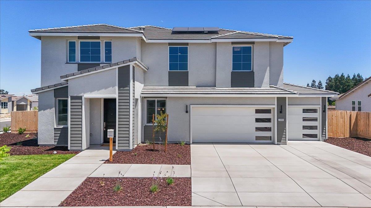 2080 Zane Way, Turlock, CA 95382
