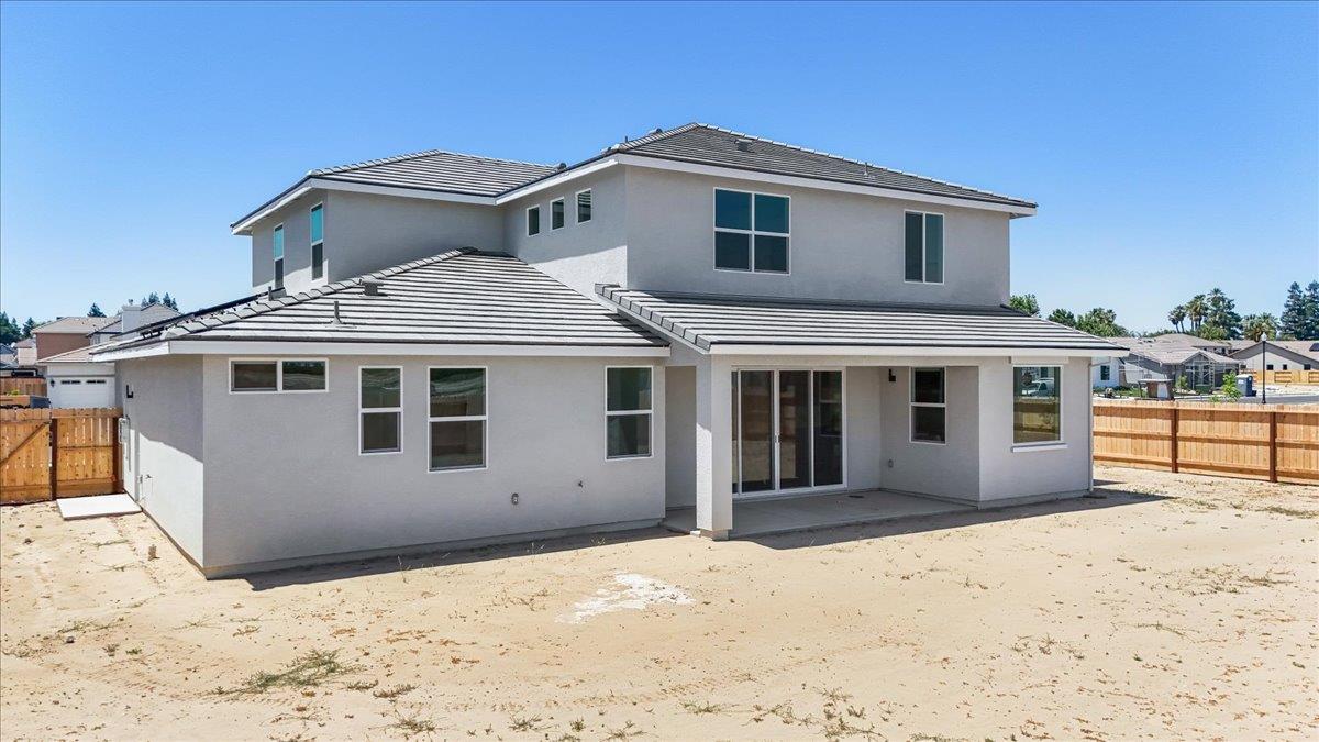 2080 Zane Way, Turlock, CA 95382