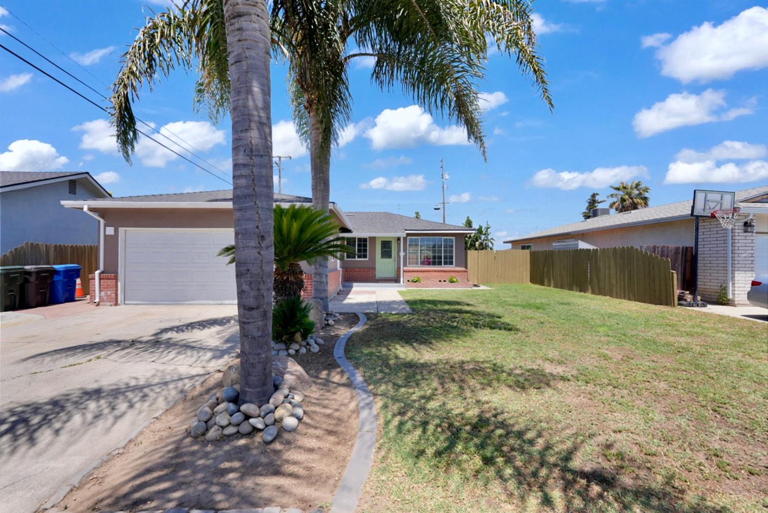 309 Frances St, Manteca, CA 95336