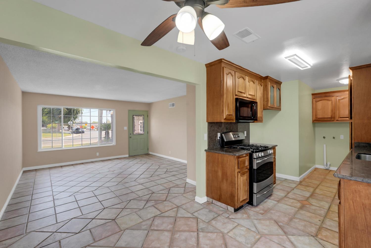 309 Frances St, Manteca, CA 95336
