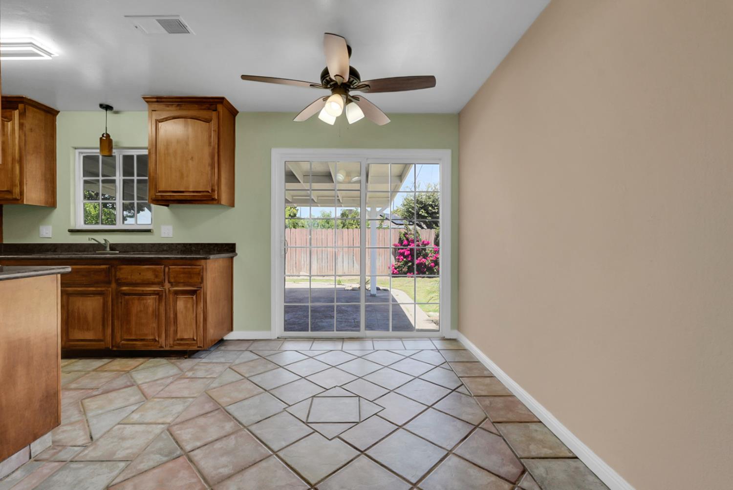 309 Frances St, Manteca, CA 95336