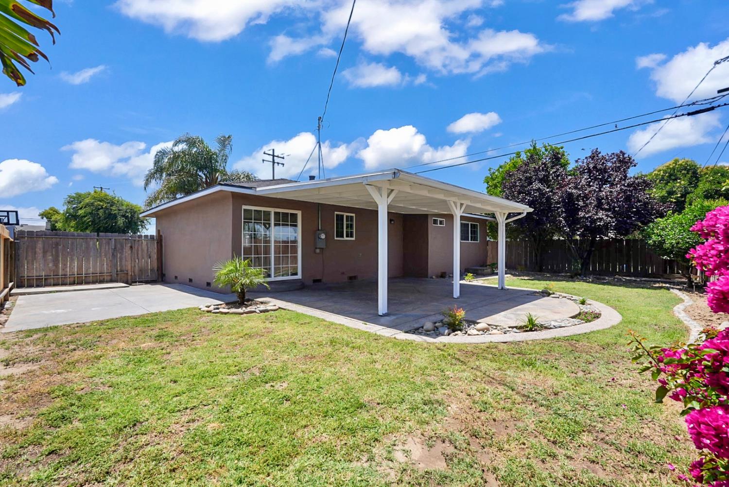 309 Frances St, Manteca, CA 95336