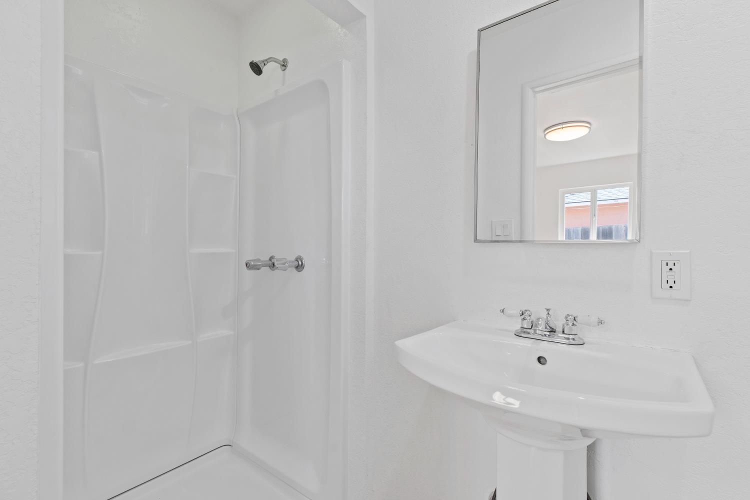 1709 Barbara Way, Modesto, CA 95350