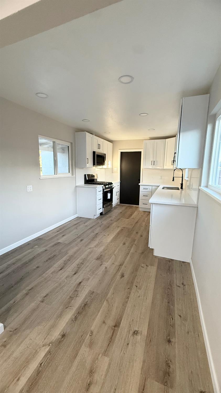 2309 Ustick Rd, Modesto, CA 95358