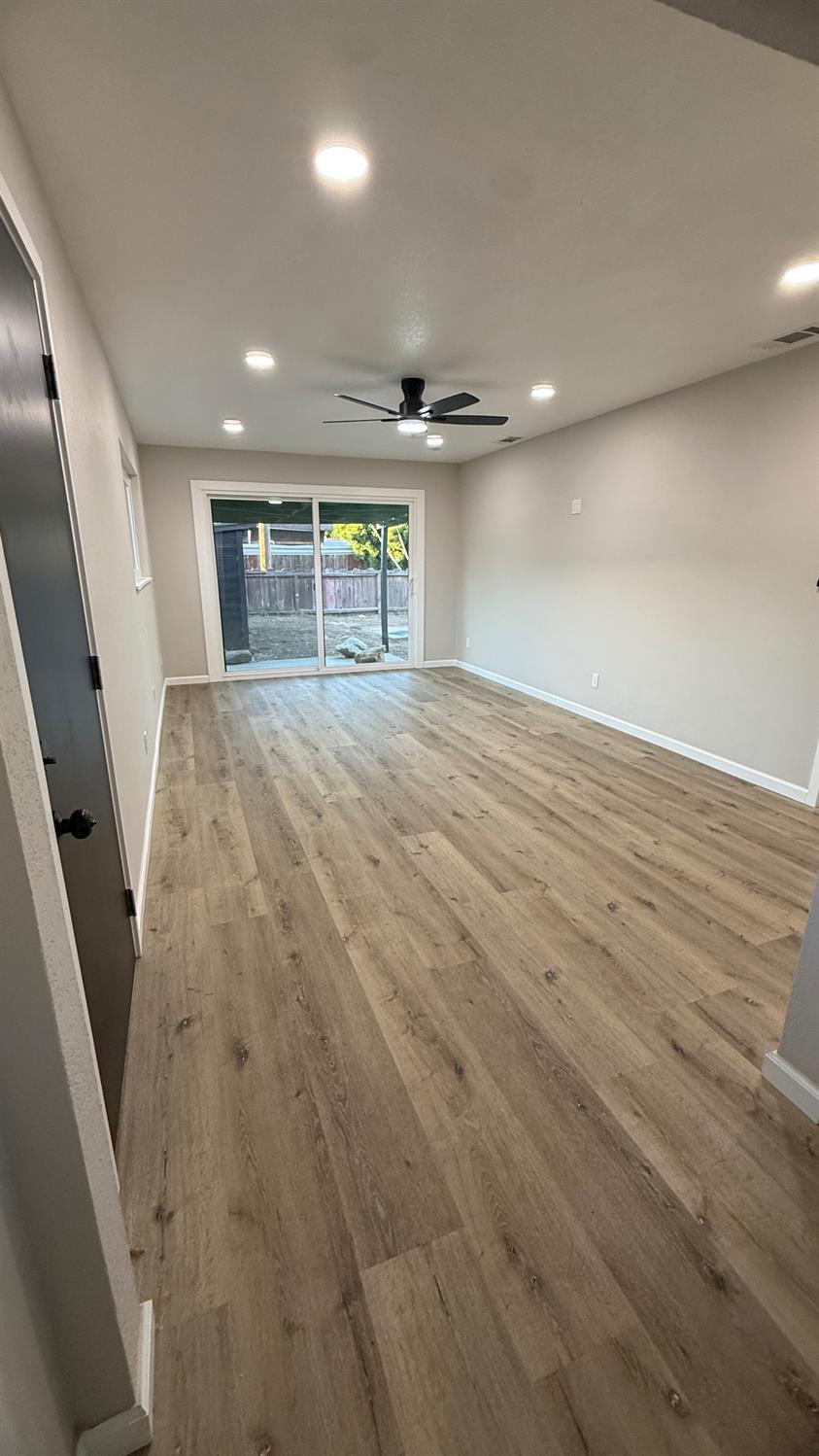 2309 Ustick Rd, Modesto, CA 95358