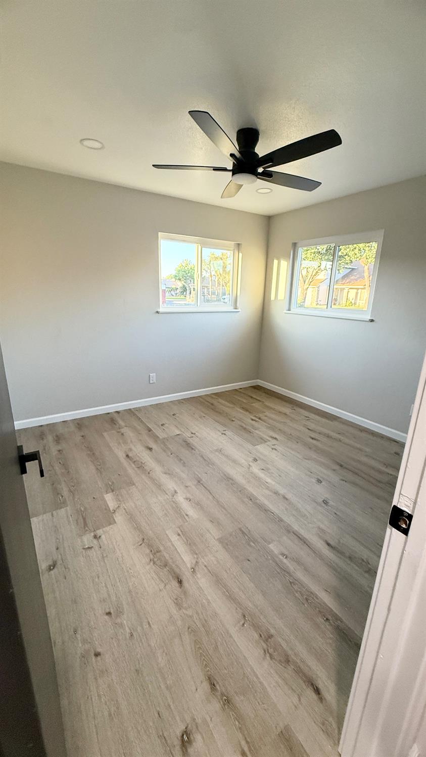 2309 Ustick Rd, Modesto, CA 95358