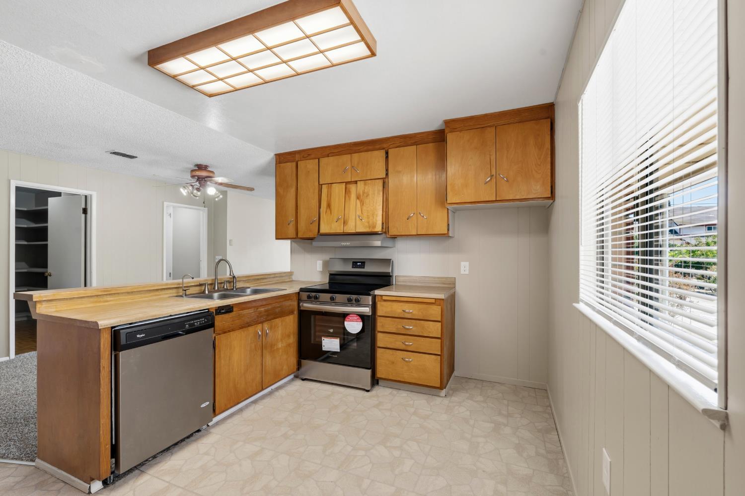3719 Blaker Rd, Ceres, CA 95307