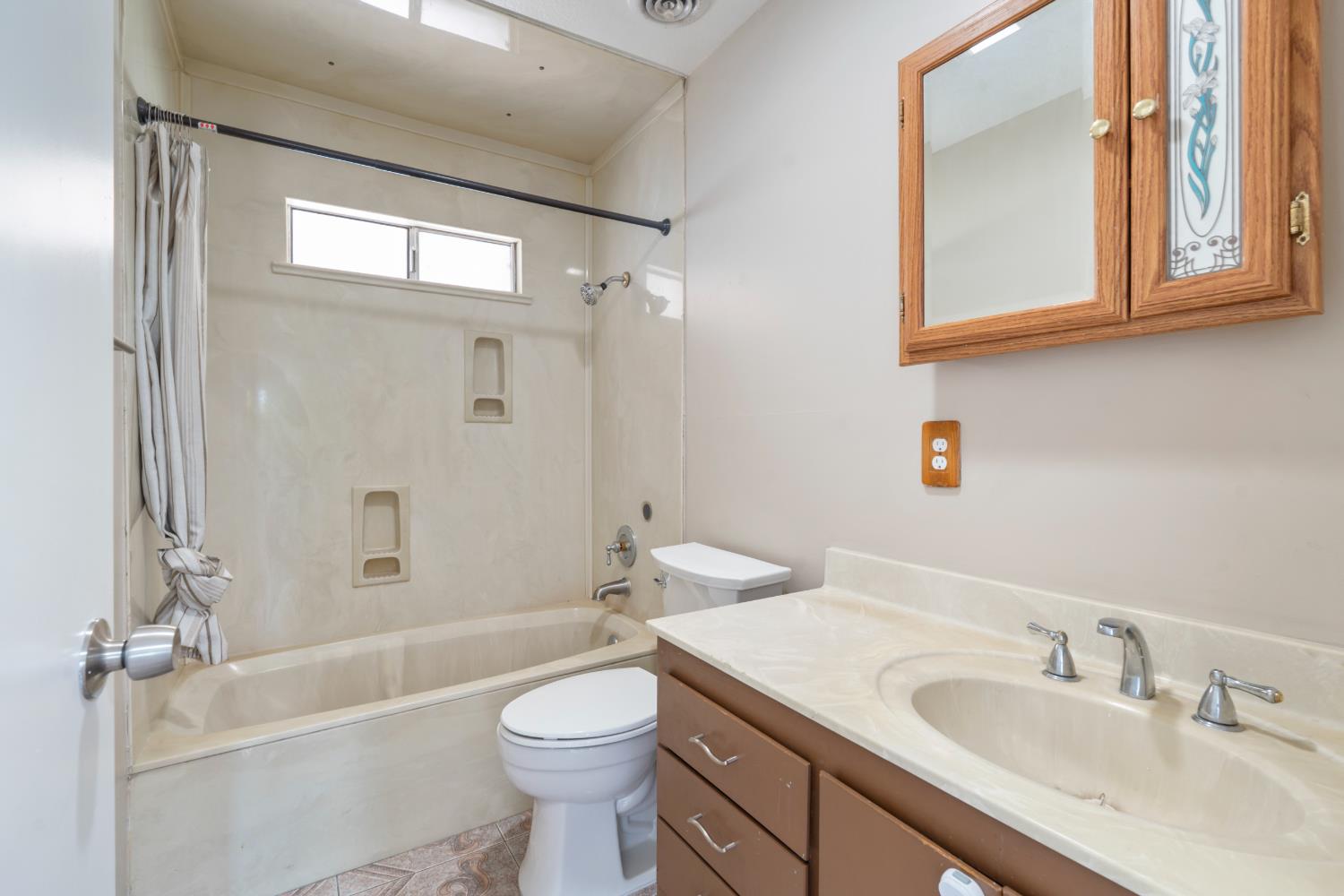 3719 Blaker Rd, Ceres, CA 95307