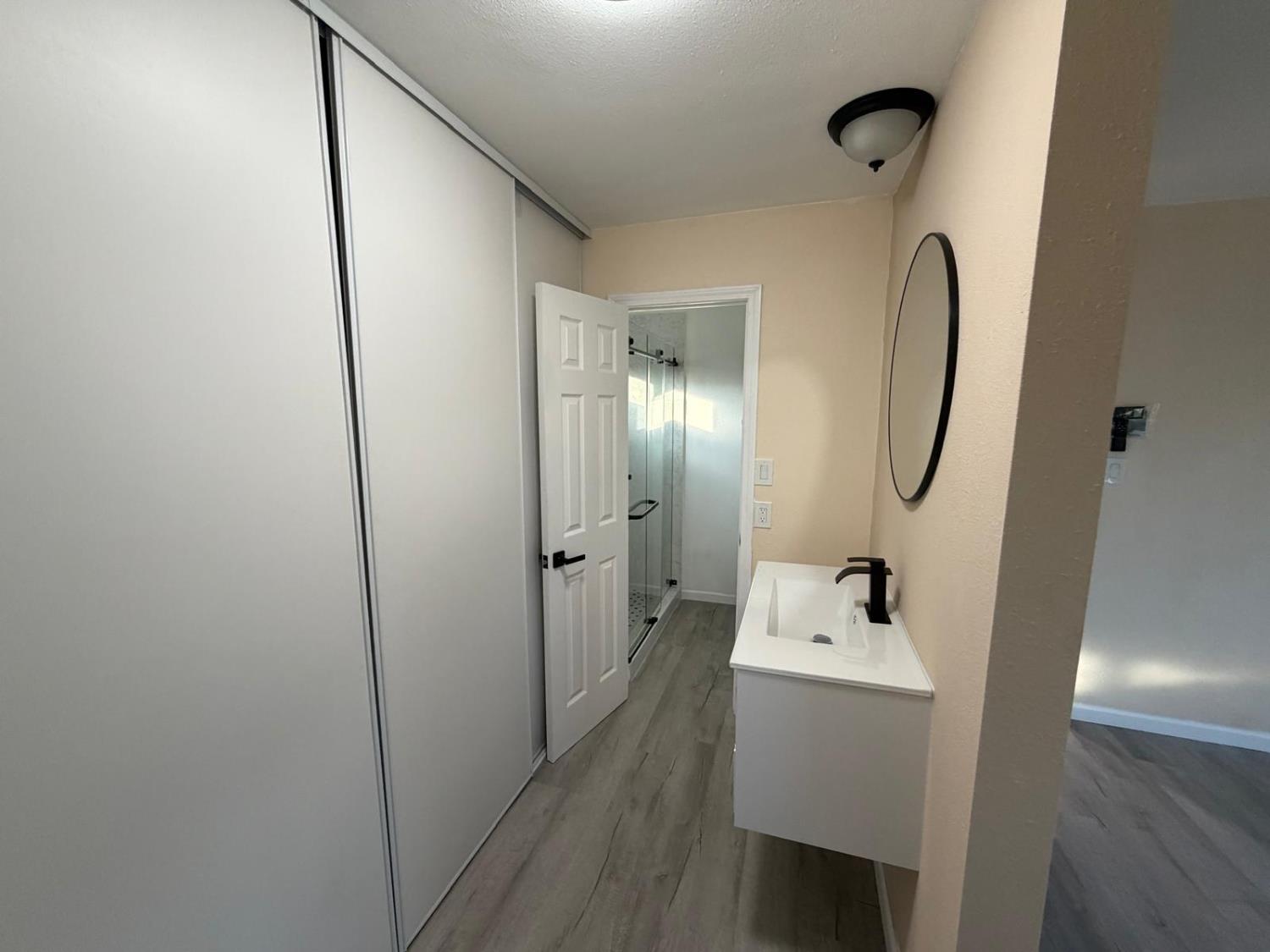 2845 E Hatch Rd #104, Modesto, CA 95351