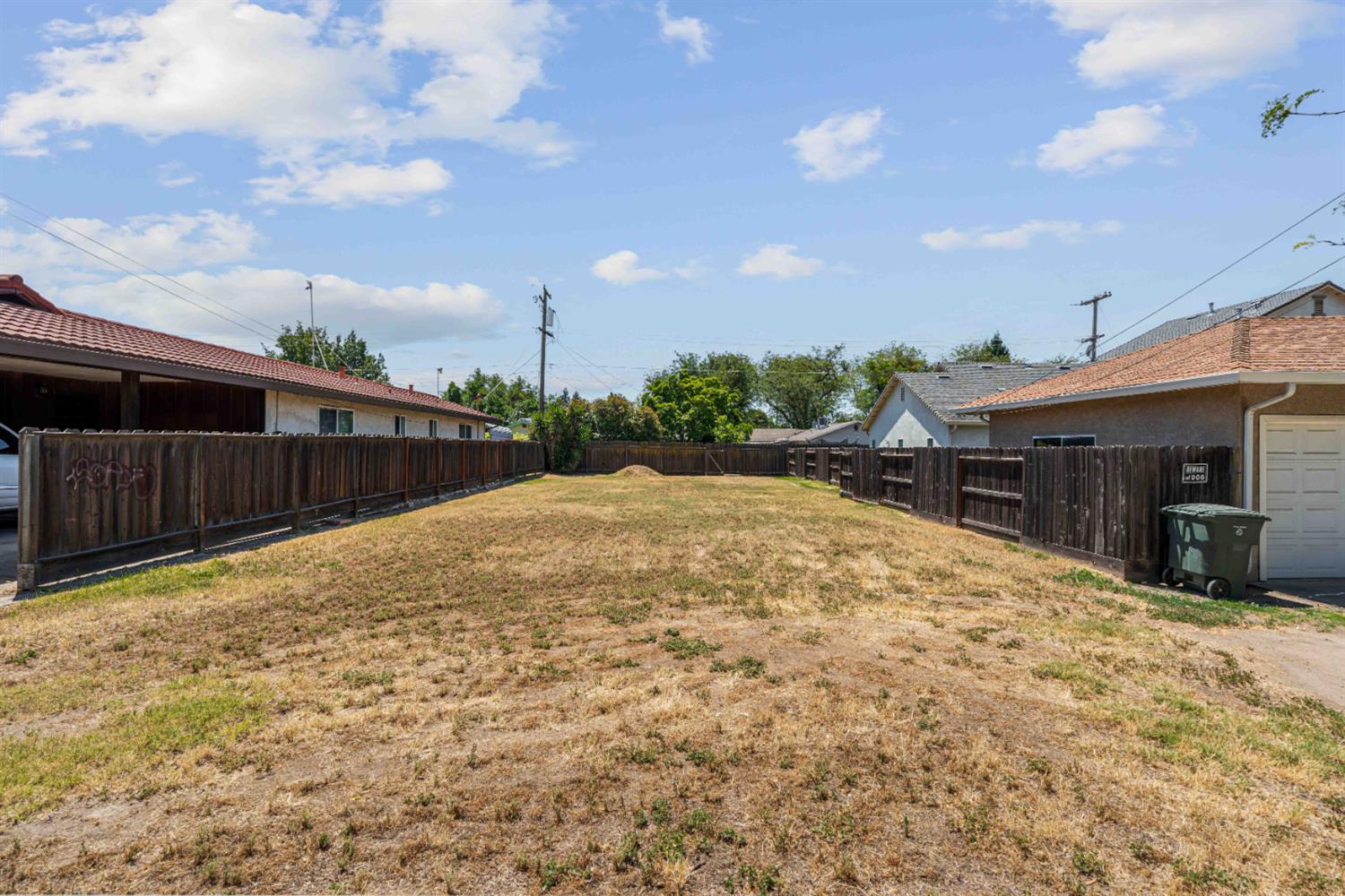 814 Floyd Ave, Modesto, CA 95350