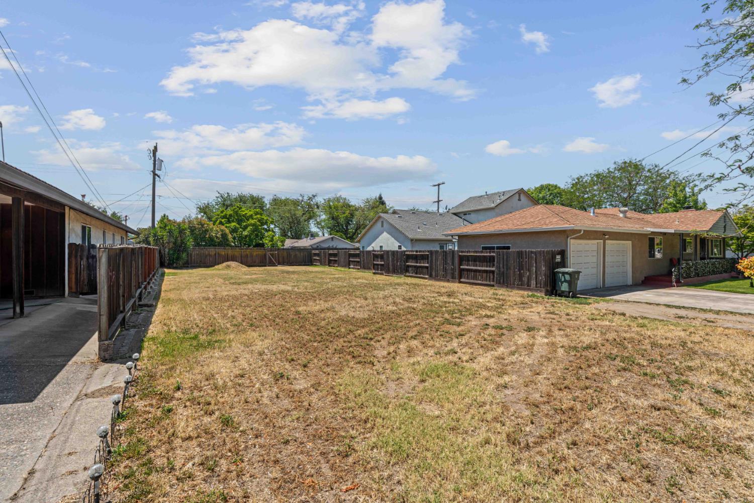 814 Floyd Ave, Modesto, CA 95350
