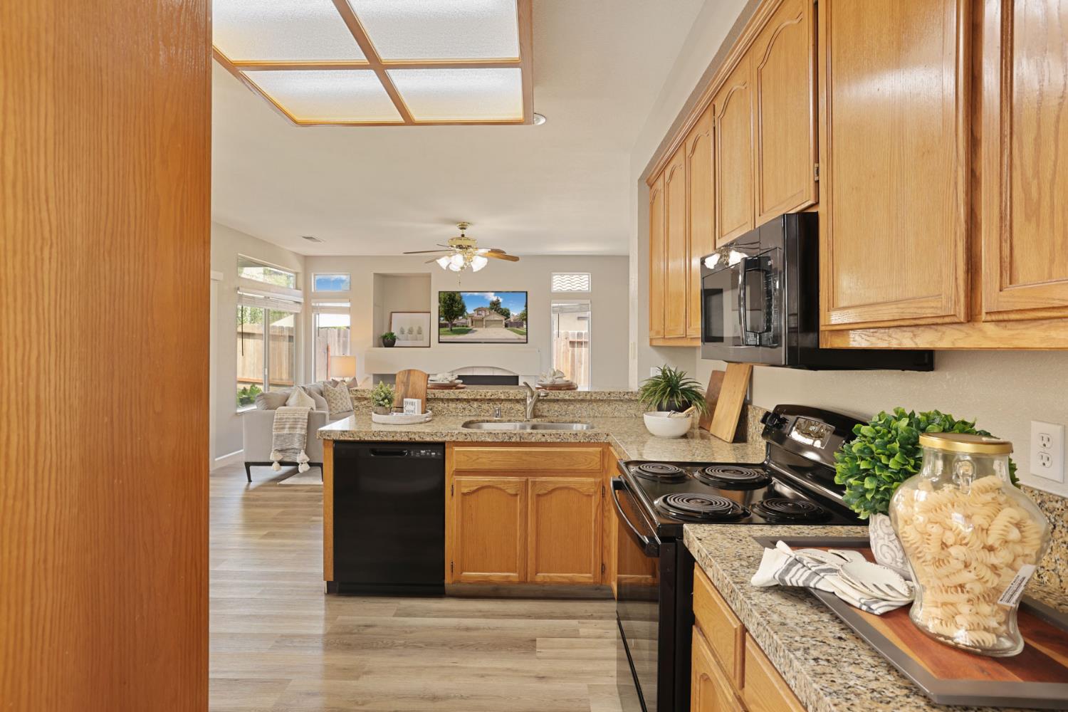 1049 Zumstein Drive, Ripon, CA 95366