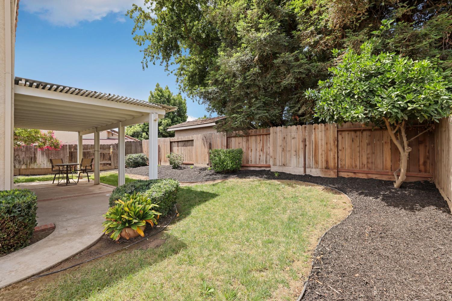 1049 Zumstein Drive, Ripon, CA 95366
