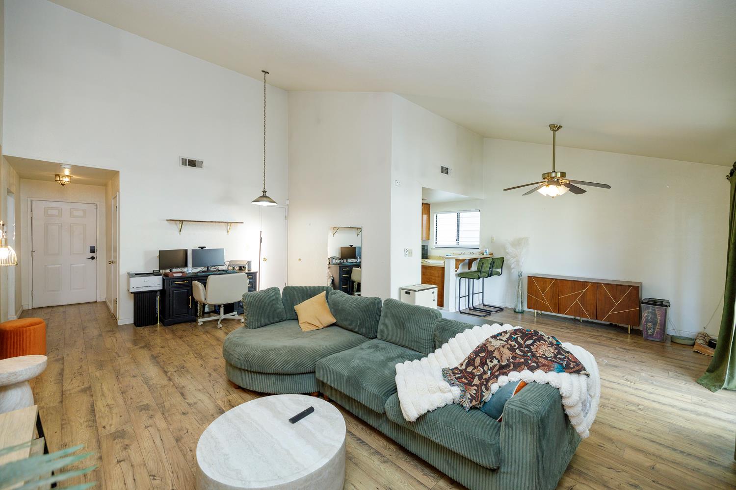 3609 Thomas More Way, Modesto, CA 95356