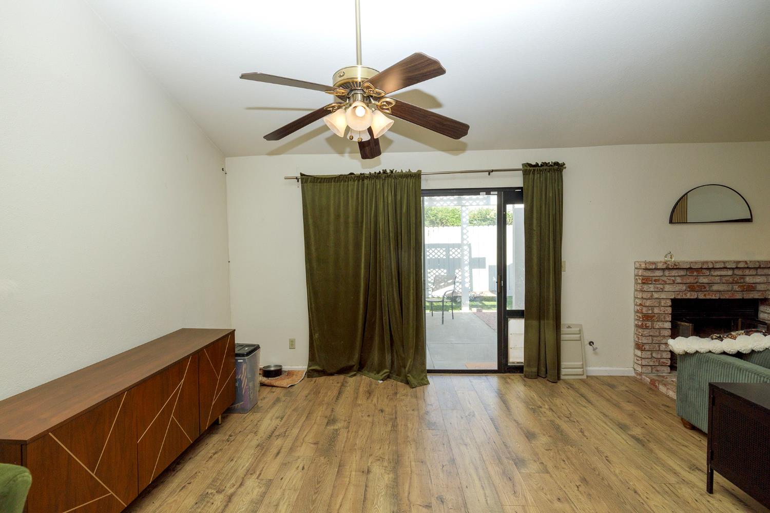 3609 Thomas More Way, Modesto, CA 95356