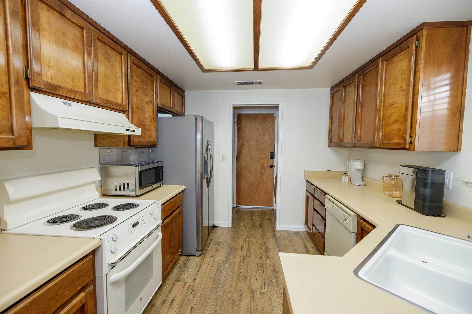 3609 Thomas More Way, Modesto, CA 95356