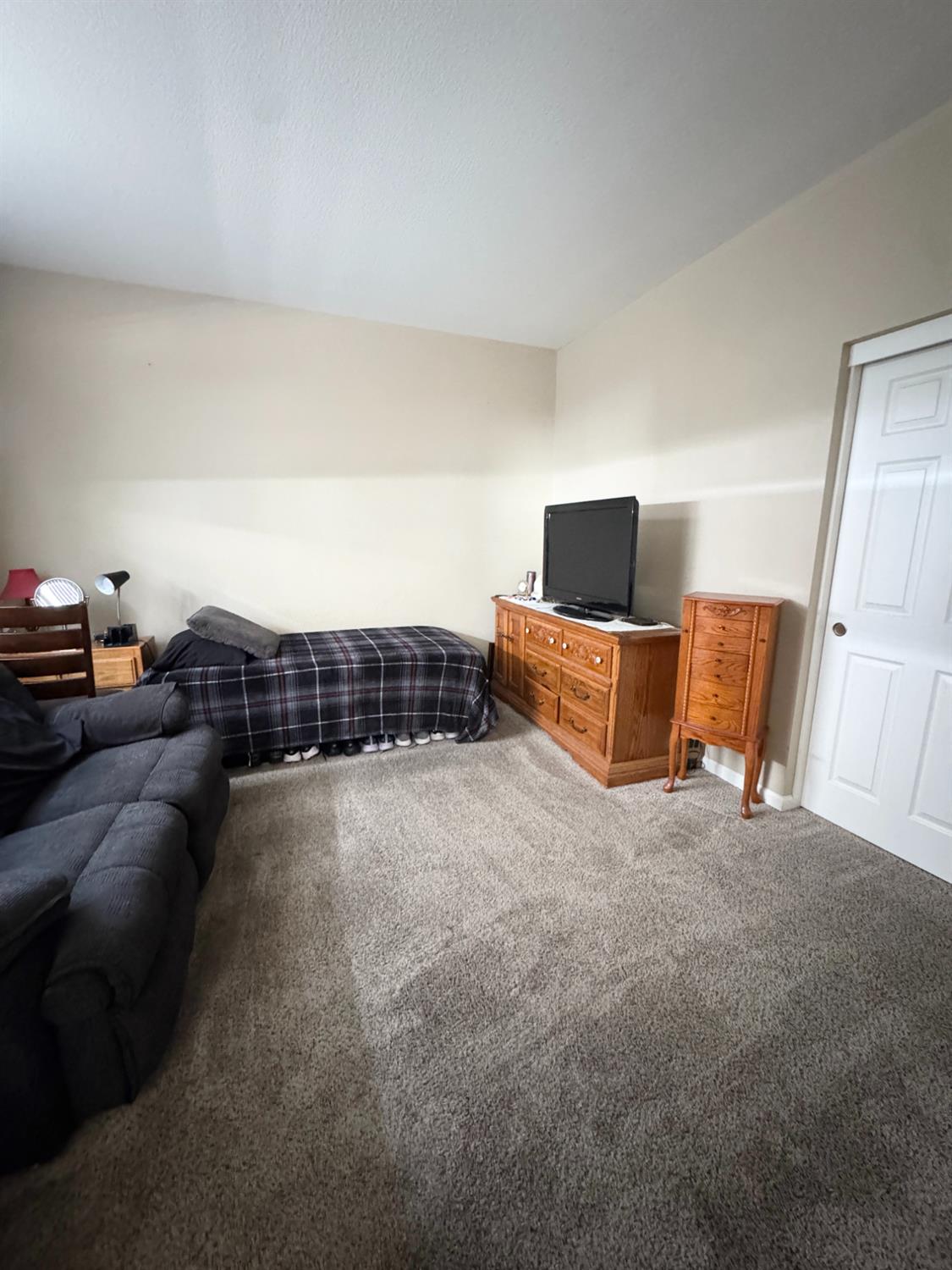 3909 Ruffed Grouse Ln, Modesto, CA 95355