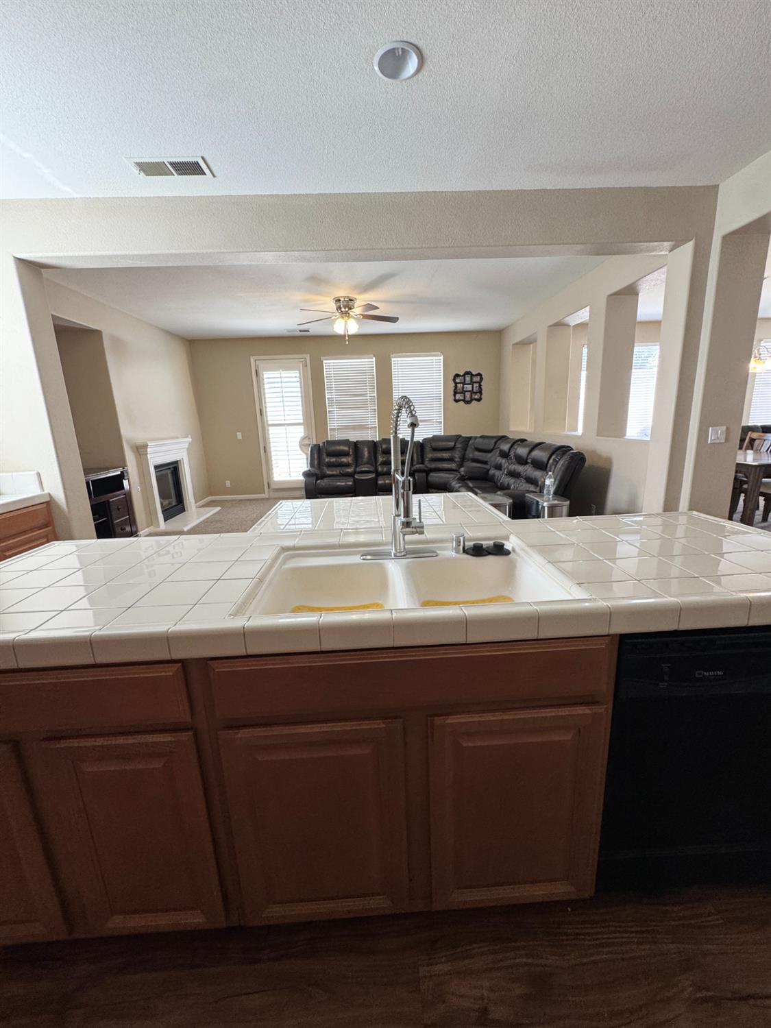 3909 Ruffed Grouse Ln, Modesto, CA 95355