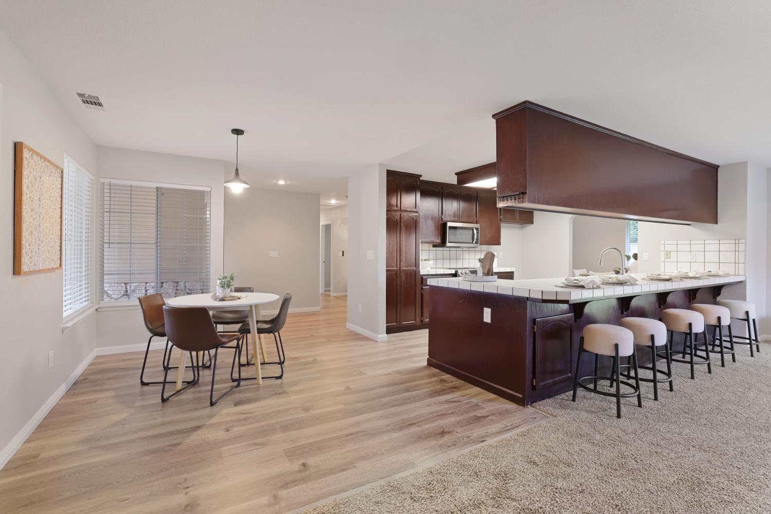 924 East Milgeo Avnue, Ripon, CA 95366