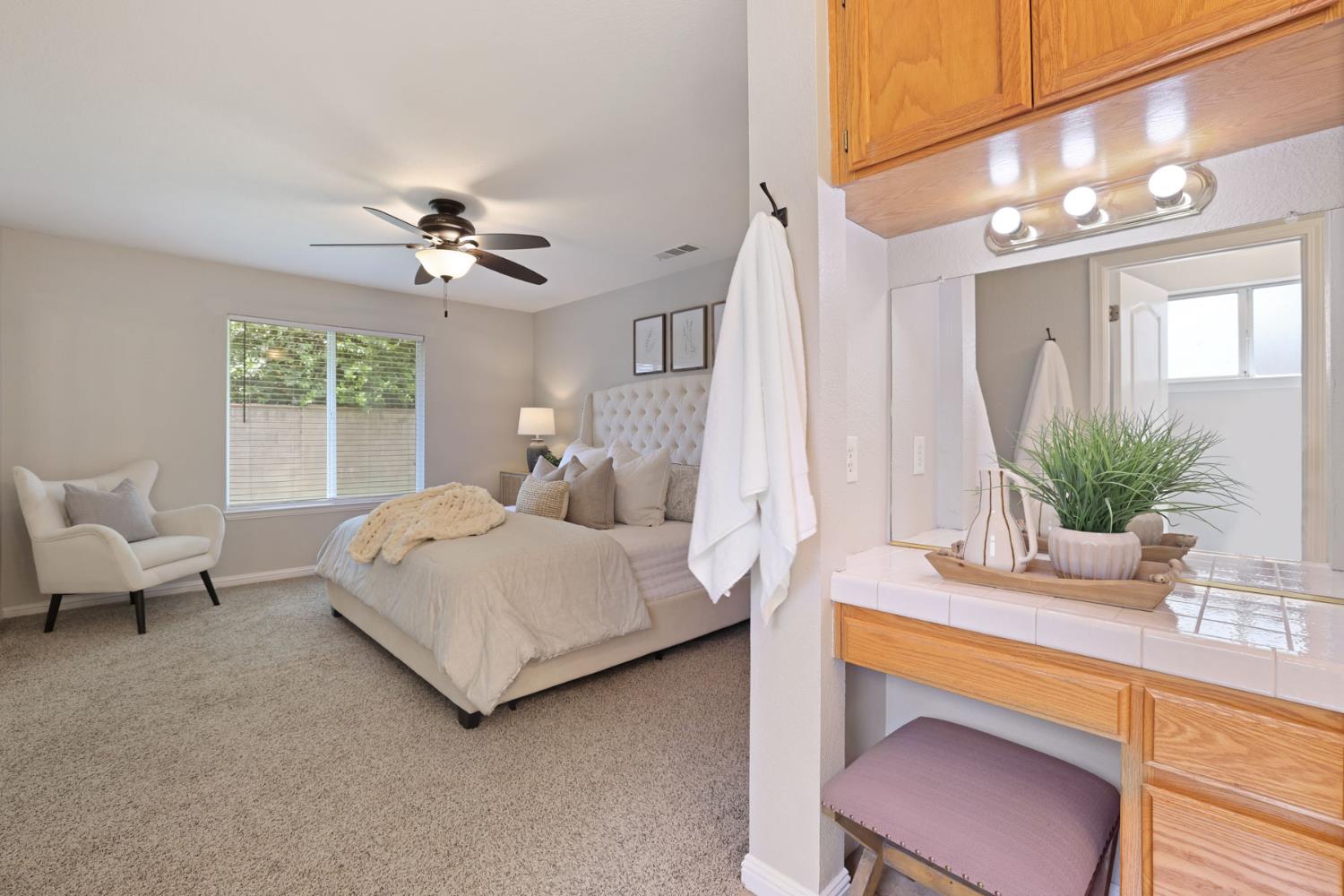 924 East Milgeo Avnue, Ripon, CA 95366