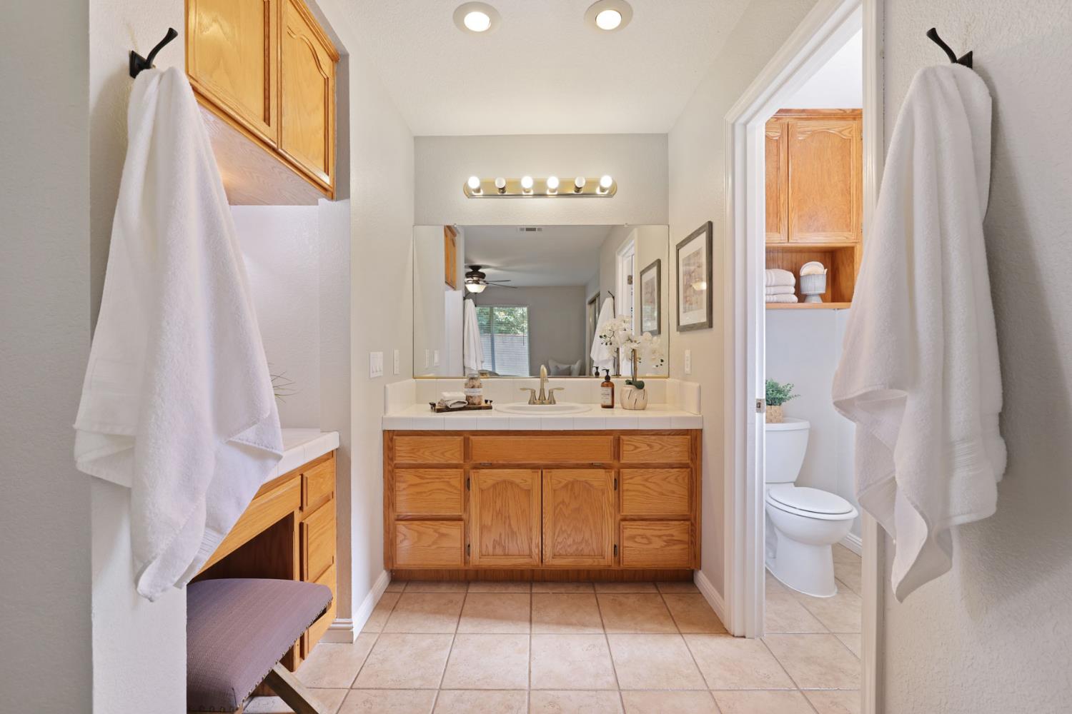 924 East Milgeo Avnue, Ripon, CA 95366