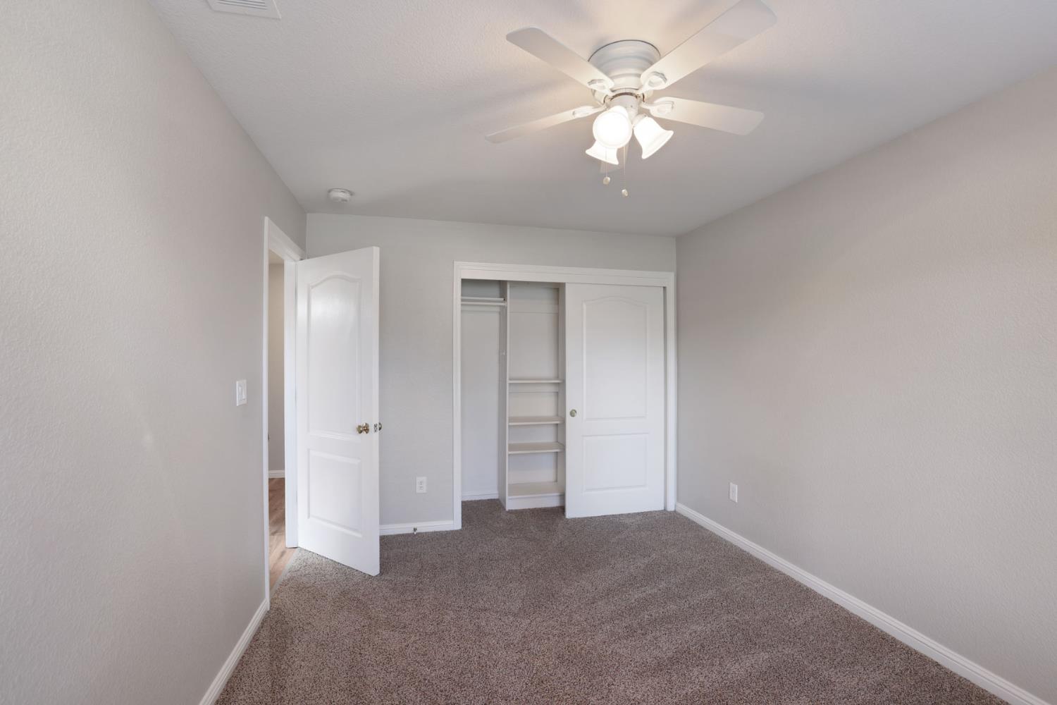 924 East Milgeo Avnue, Ripon, CA 95366