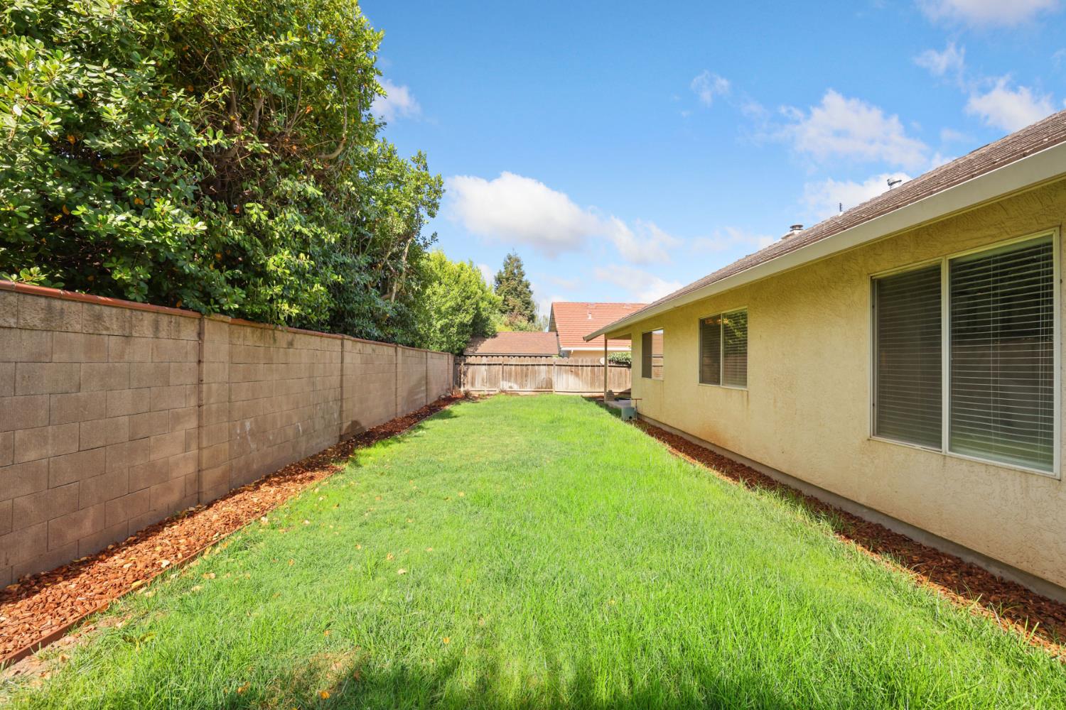 924 East Milgeo Avnue, Ripon, CA 95366