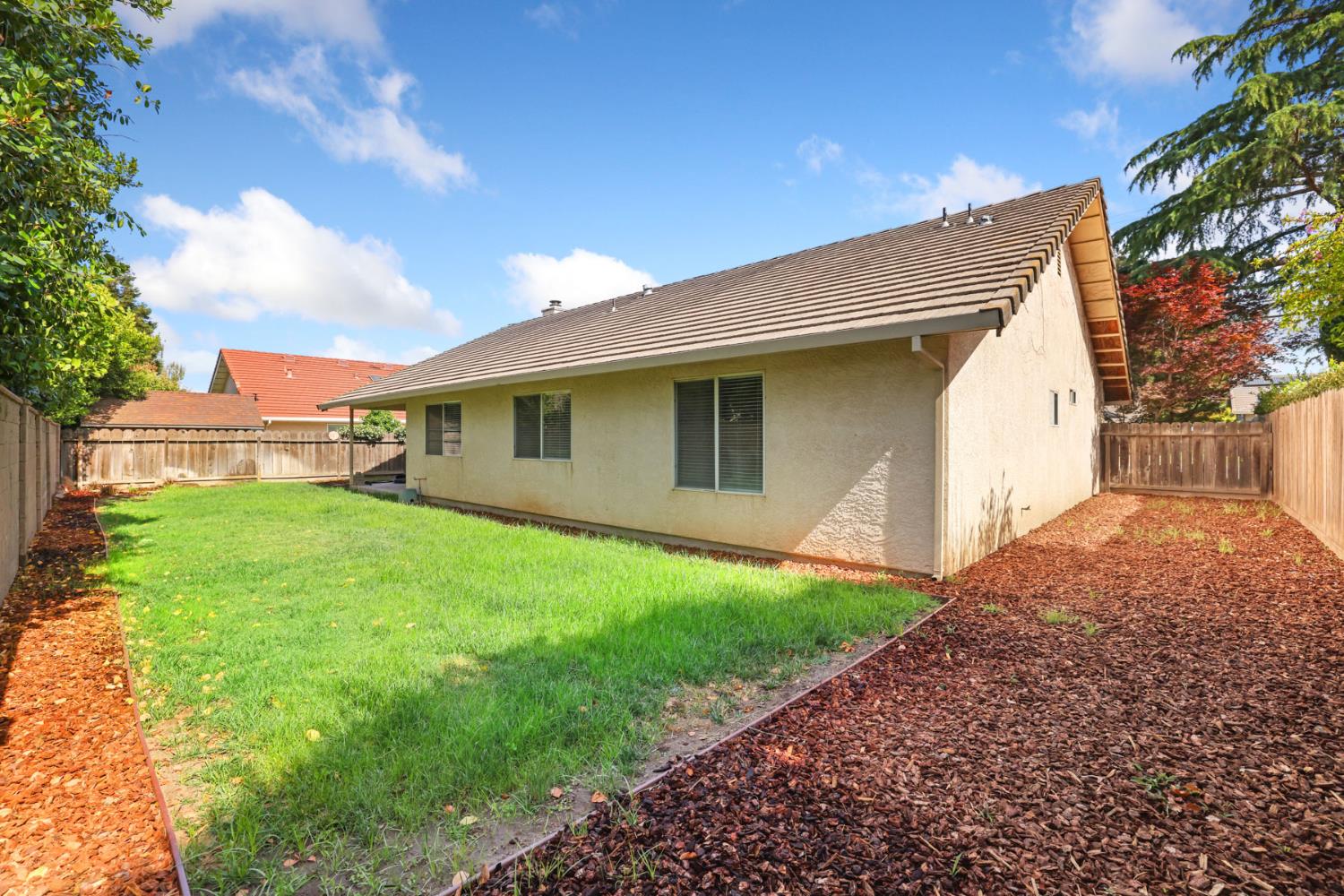 924 East Milgeo Avnue, Ripon, CA 95366