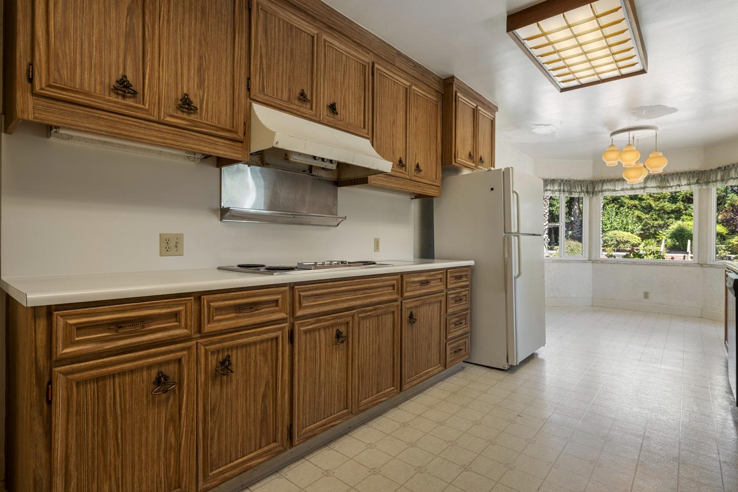 1300 N Berkeley Ave, Turlock, CA 95380
