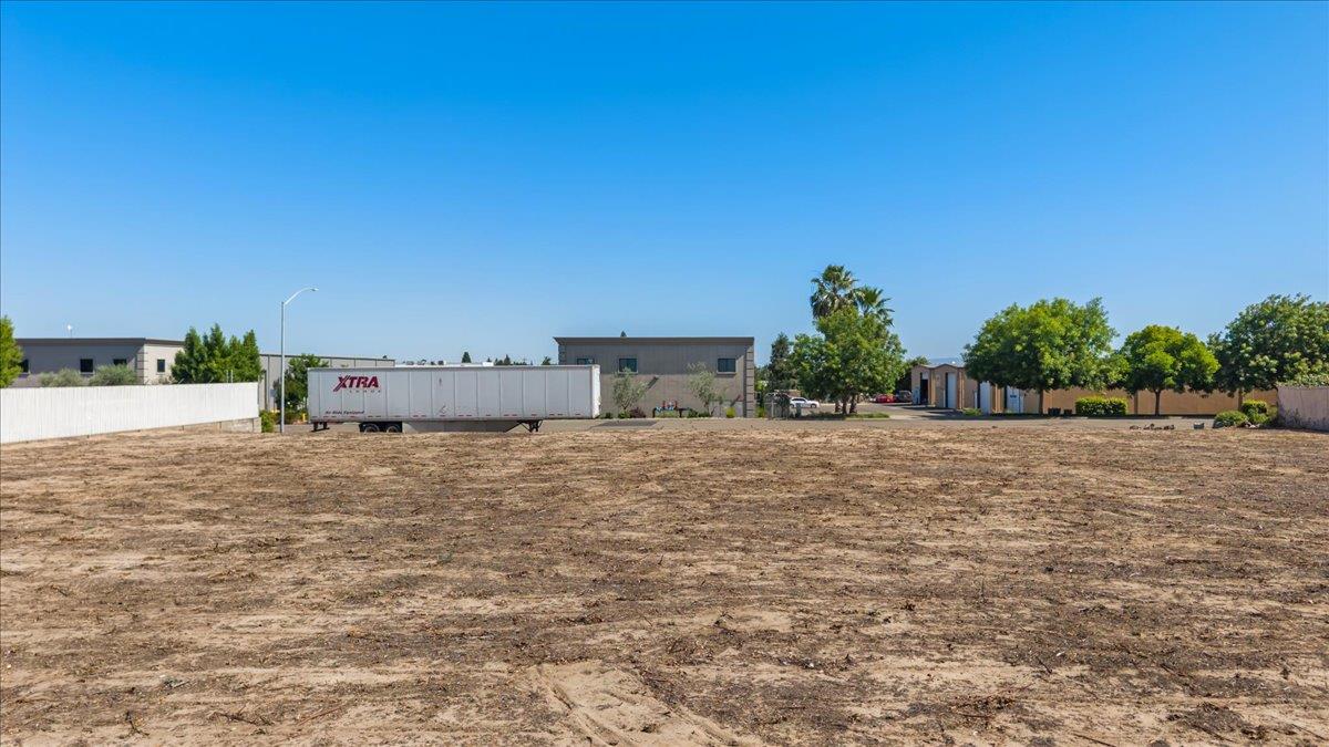 0 Delano Dr, Oakdale, CA 95361