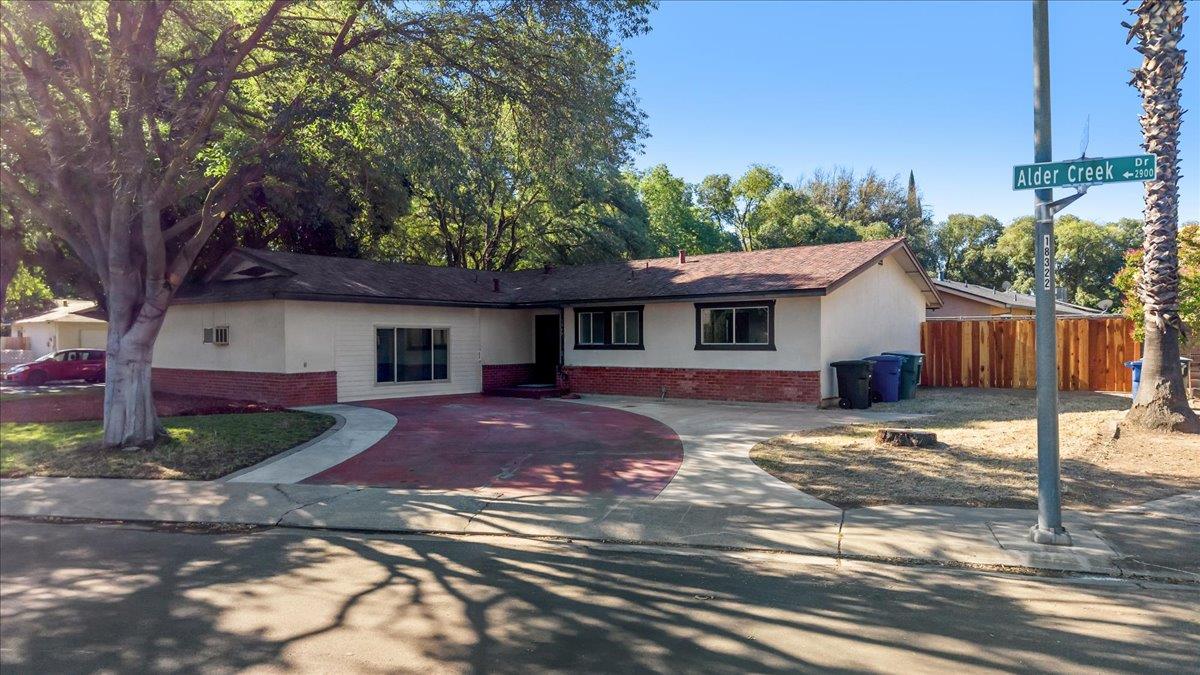 2912 Alder Creek Dr, Modesto, CA 95355