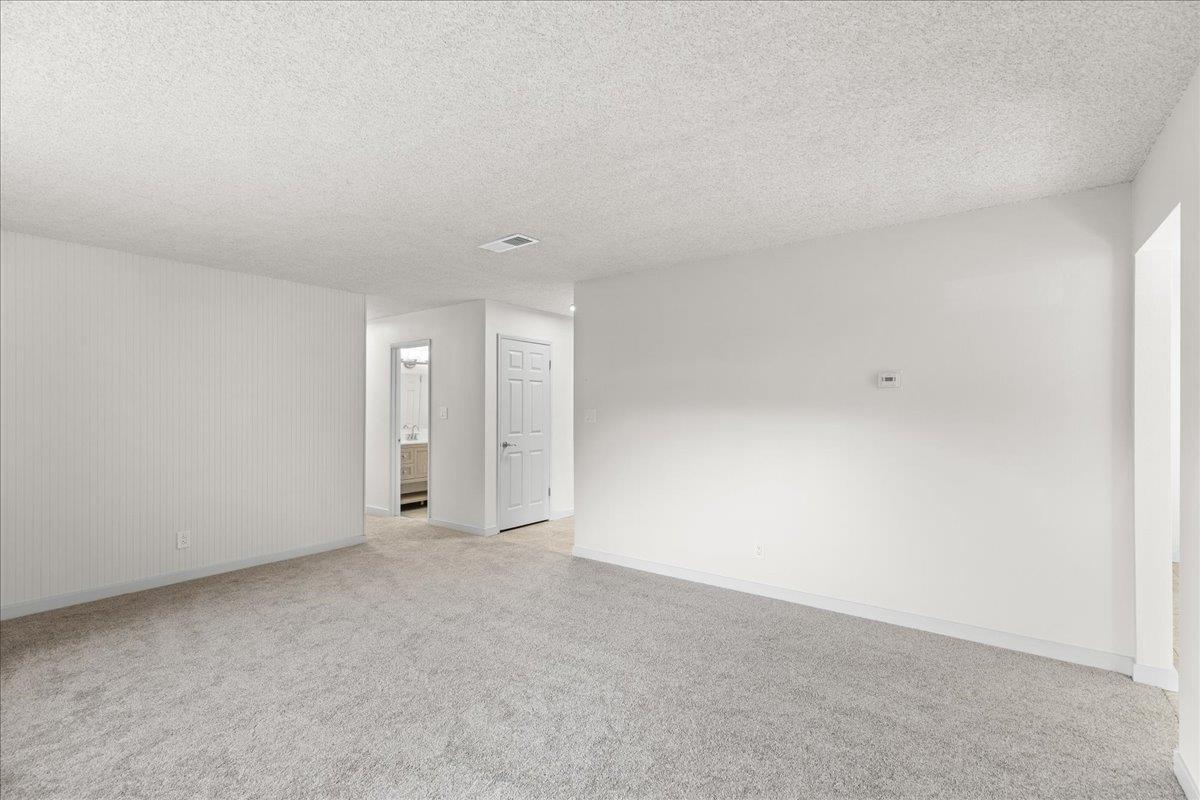2912 Alder Creek Dr, Modesto, CA 95355