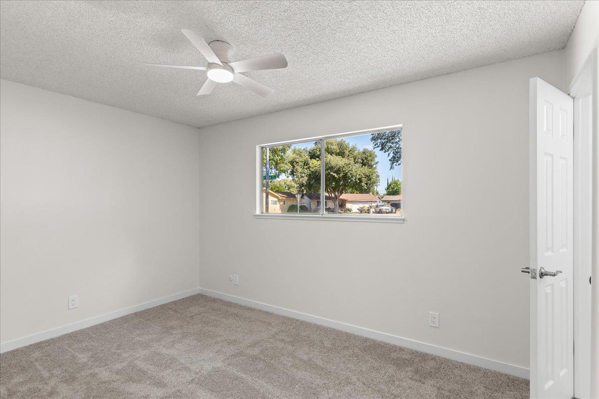 2912 Alder Creek Dr, Modesto, CA 95355
