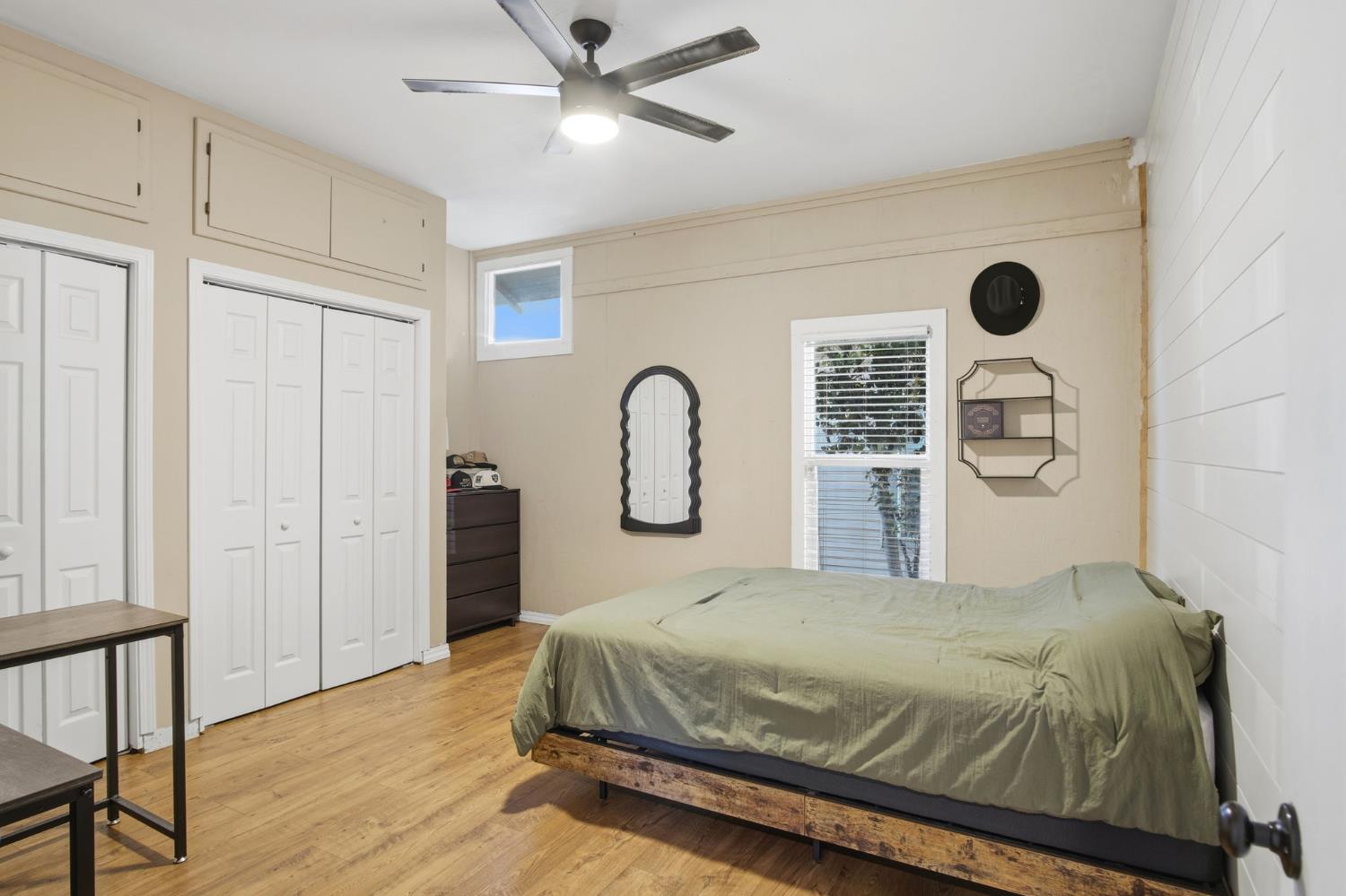 122 Olive Ave, Modesto, CA 95350
