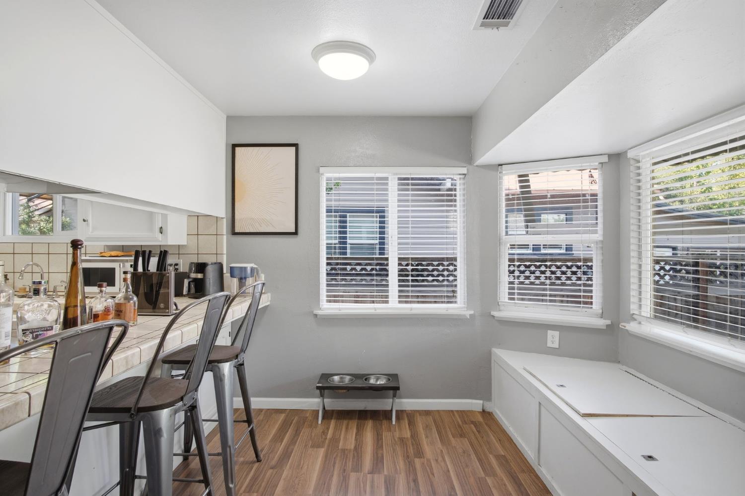122 Olive Ave, Modesto, CA 95350