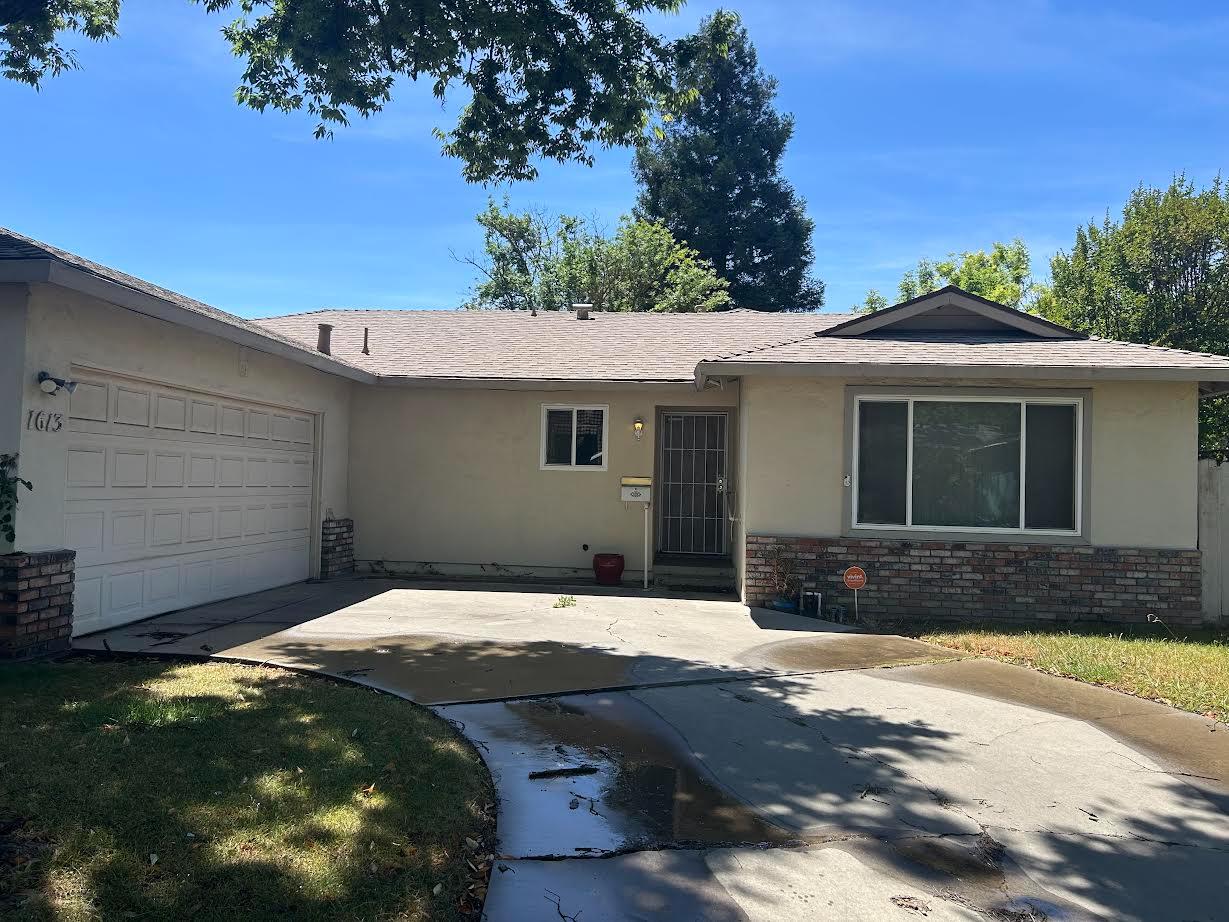 1613 E Call Way, Modesto, CA 95355