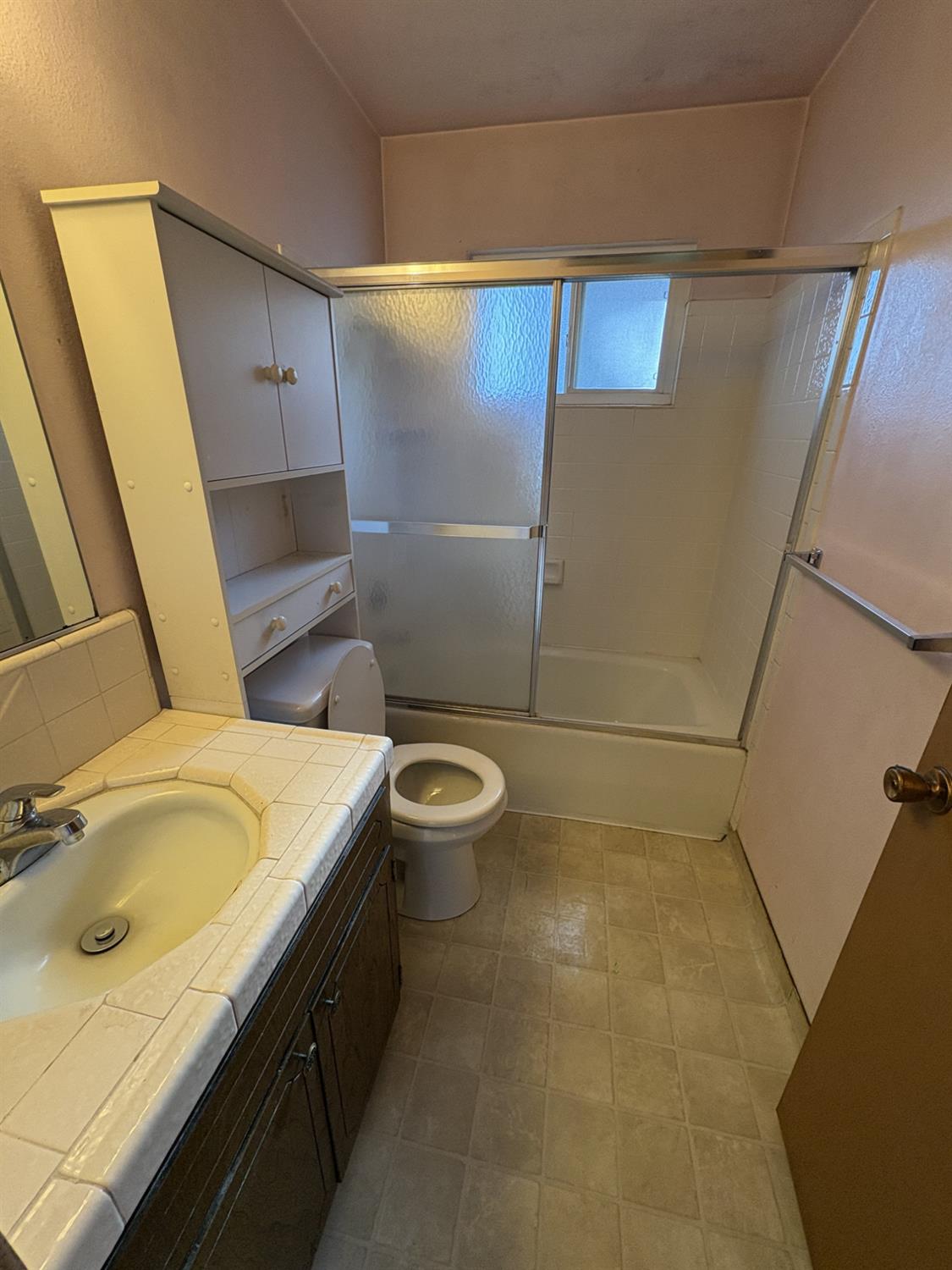1613 E Call Way, Modesto, CA 95355