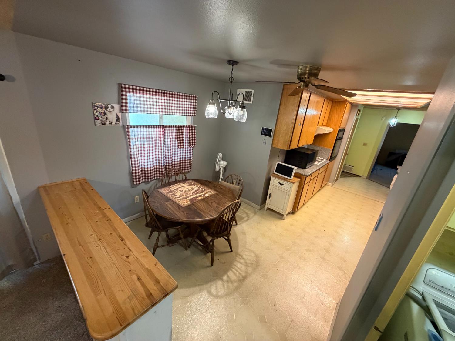 1613 E Call Way, Modesto, CA 95355