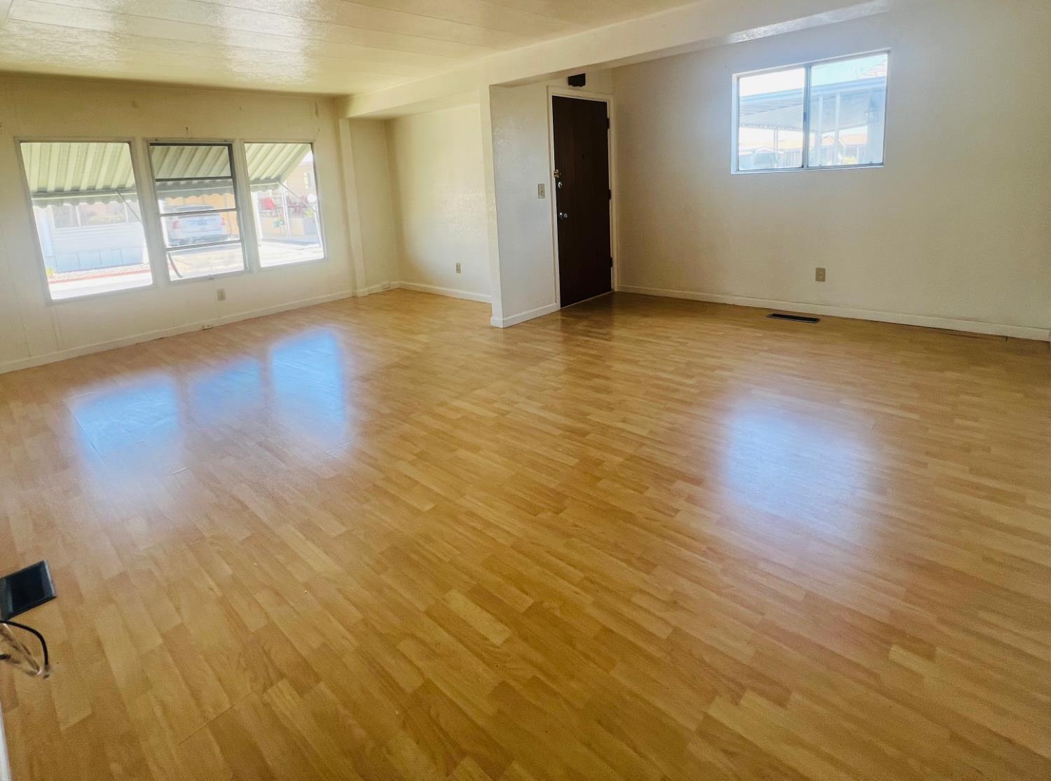 2505 Jackson Ave #132, Escalon, CA 95320